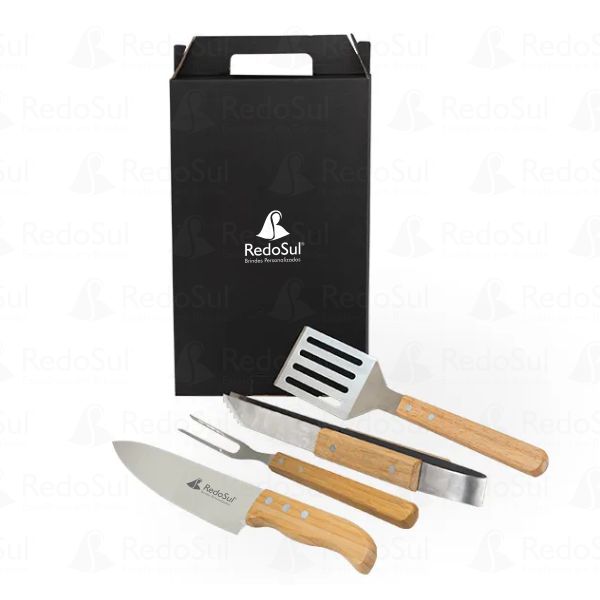 RD 7071446-Kit churrasco personalizado 4 peças em inox e bambu